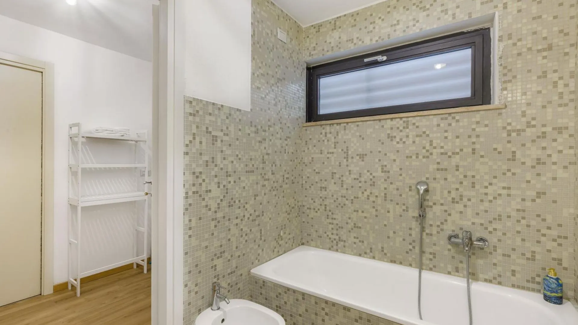 Апартаменты Design Loft Milano Turro Con Garage E Giardino Privati  Милан