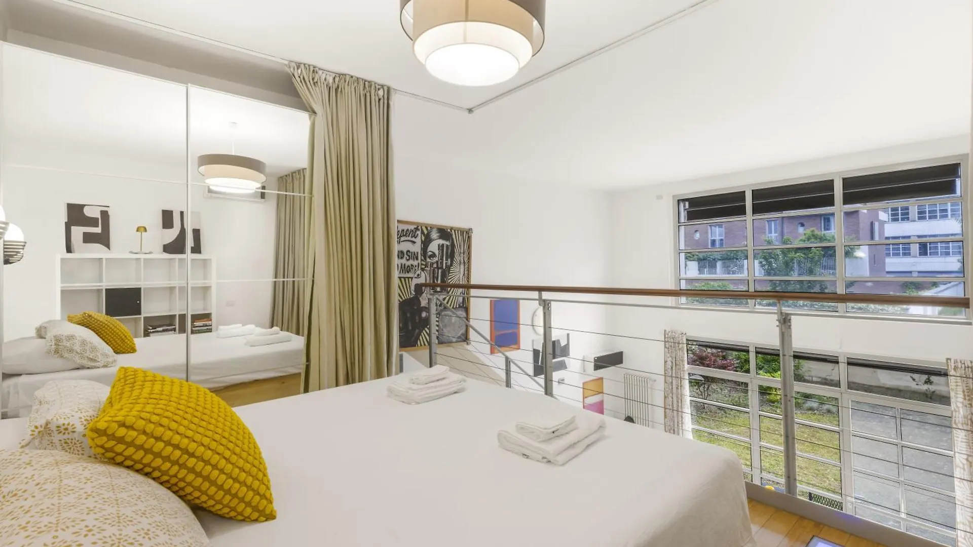 Ferienwohnung Design Loft Milano Turro Con Garage E Giardino Privati Mailand